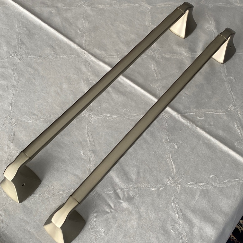 Towel bars